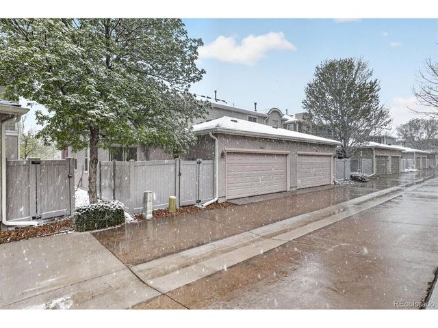 6377 S Xanadu Way, Englewood, CO 80111