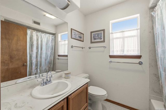 2110 vista ridge, Kerrville, TX 78028