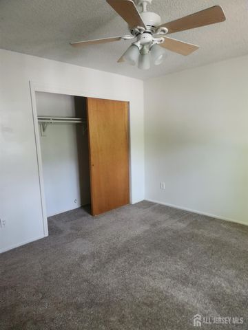 10 Nicholas Court, Spotswood, NJ 08884