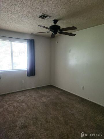 10 Nicholas Court, Spotswood, NJ 08884