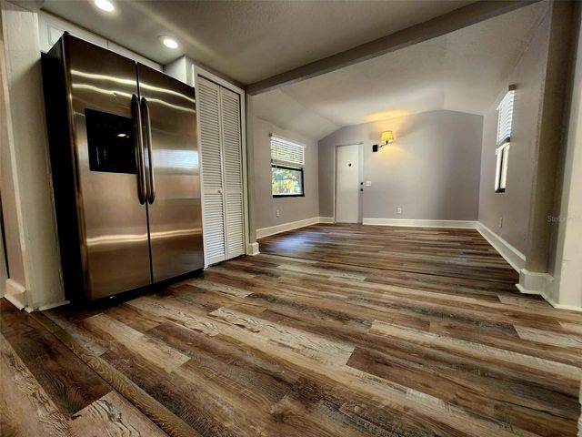 2801 18TH STREET N, St Petersburg, FL 33713