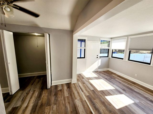 2801 18TH STREET N, St Petersburg, FL 33713