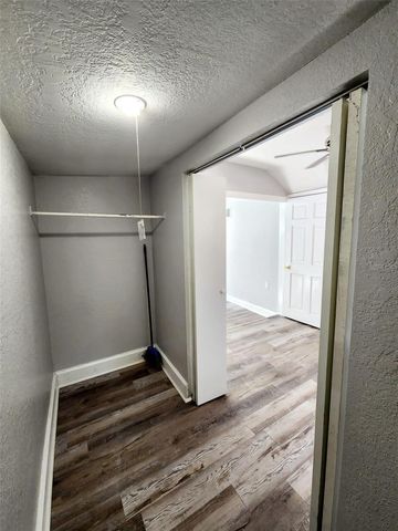 2801 18TH STREET N, St Petersburg, FL 33713
