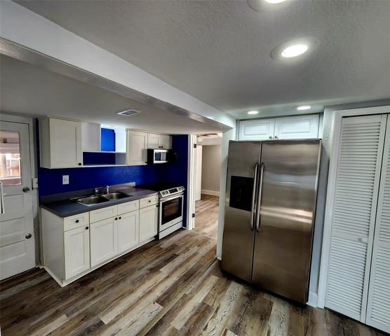 2801 18TH STREET N, St Petersburg, FL 33713