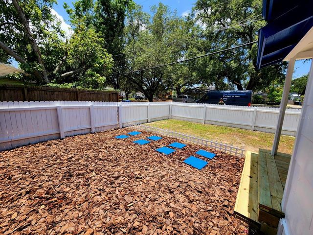 2801 18TH STREET N, St Petersburg, FL 33713