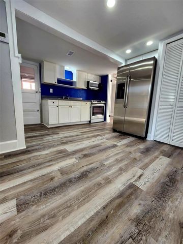 2801 18TH STREET N, St Petersburg, FL 33713