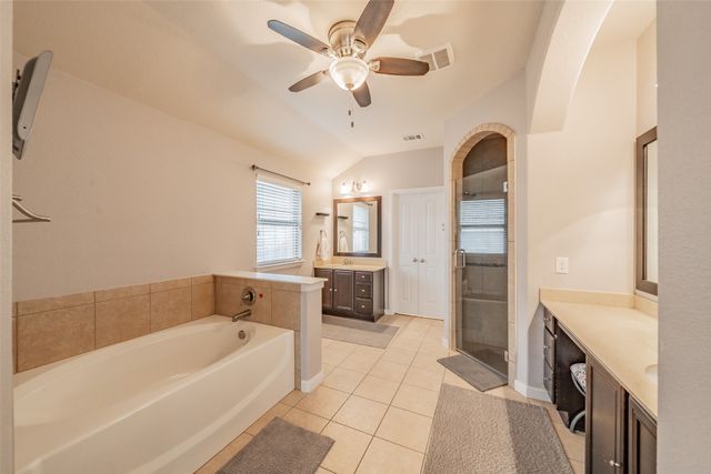 525 Foxcraft Drive, Fort Worth, TX 76131