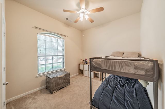 525 Foxcraft Drive, Fort Worth, TX 76131