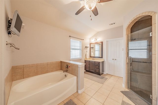 525 Foxcraft Drive, Fort Worth, TX 76131