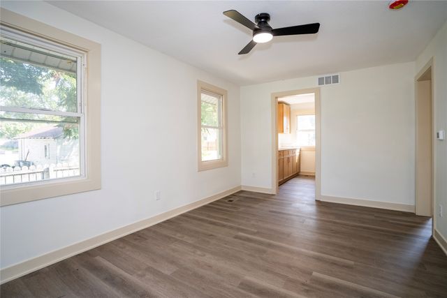 510 E 9th Street N, Newton, IA 50208