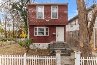 1121 Mile Square Road, Yonkers, NY 10704