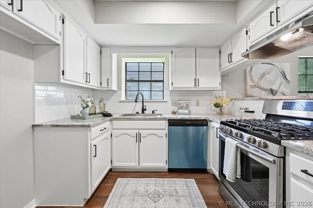 1816 S Gardenia Avenue, Broken Arrow, OK 74012