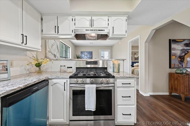 1816 S Gardenia Avenue, Broken Arrow, OK 74012