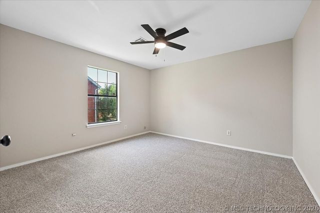 1816 S Gardenia Avenue, Broken Arrow, OK 74012