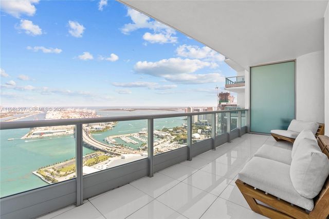 900 Biscayne Blvd 5602, Miami, FL 33132