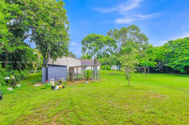 17110 SW 64th Court, Southwest Ranches, FL 33331