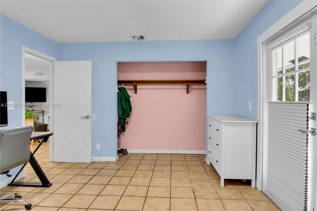 17110 SW 64th Court, Southwest Ranches, FL 33331