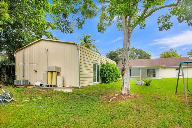 17110 SW 64th Court, Southwest Ranches, FL 33331