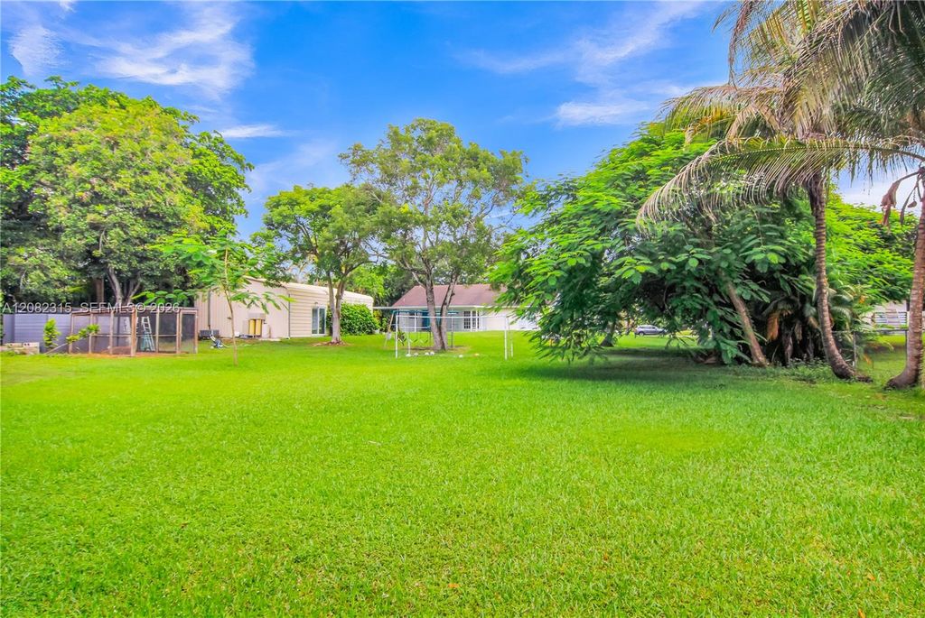 17110 SW 64th Court, Southwest Ranches, FL 33331