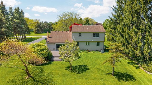 5819 Shagbark Drive, Ann Arbor, MI 48108
