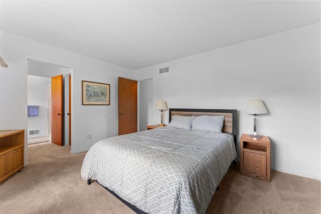 5819 Shagbark Drive, Ann Arbor, MI 48108