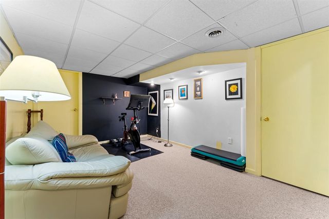 5819 Shagbark Drive, Ann Arbor, MI 48108