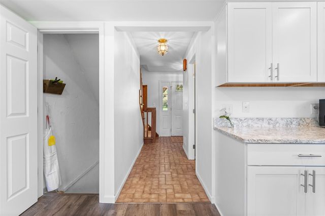 5819 Shagbark Drive, Ann Arbor, MI 48108