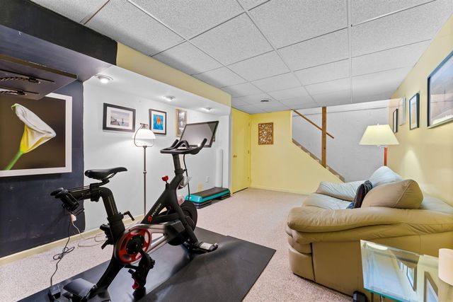 5819 Shagbark Drive, Ann Arbor, MI 48108