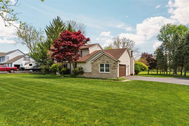 5819 Shagbark Drive, Ann Arbor, MI 48108