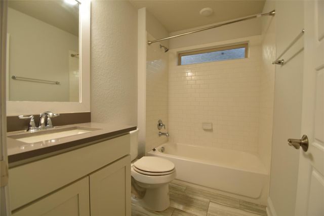 16643 Highland Country Drive, Cypress, TX 77433