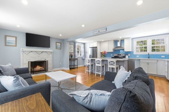 148 Tower St, Dedham, MA 02026