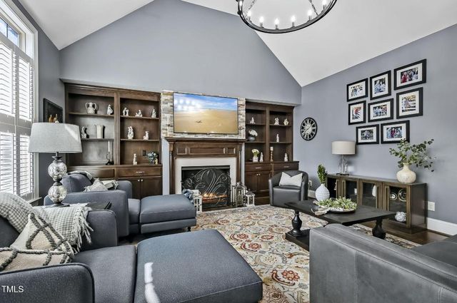 39 Wood Stork Court, Clayton, NC 27520