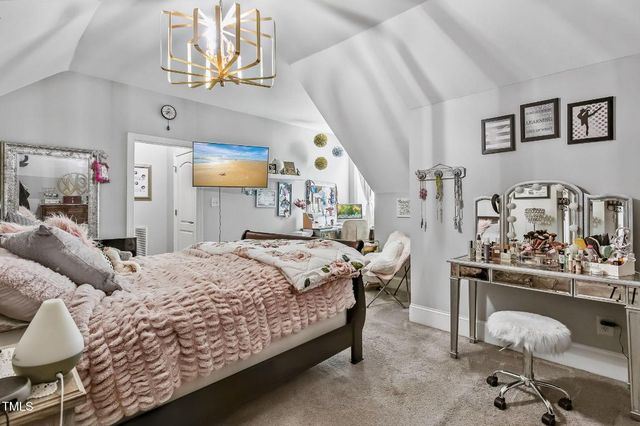 39 Wood Stork Court, Clayton, NC 27520