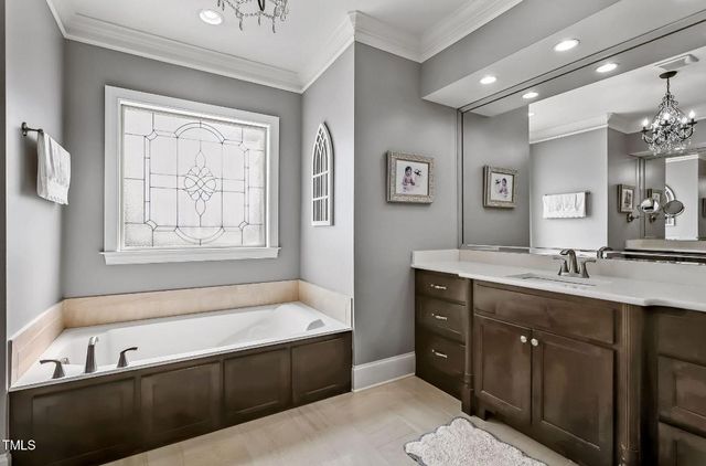 39 Wood Stork Court, Clayton, NC 27520