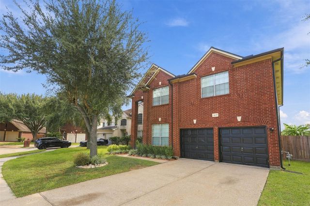 4838 Roaring Springs Road, Pasadena, TX 77505