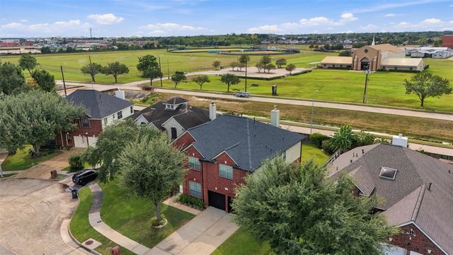 4838 Roaring Springs Road, Pasadena, TX 77505