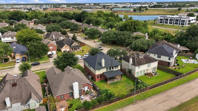 4838 Roaring Springs Road, Pasadena, TX 77505