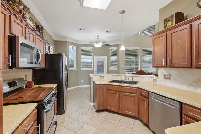 4838 Roaring Springs Road, Pasadena, TX 77505