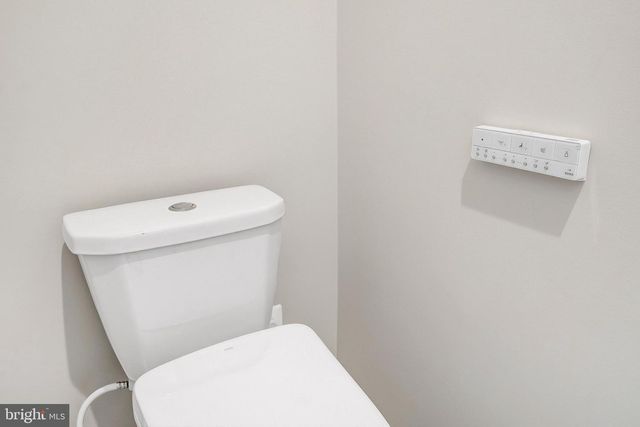 406 BROOKLAND GROVE DR NE, Washington, DC 20017