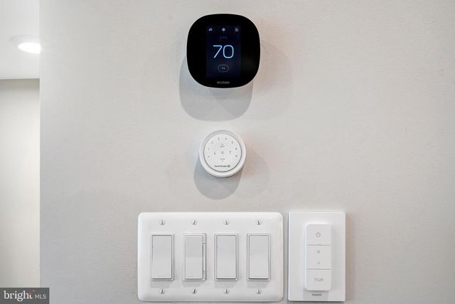 406 BROOKLAND GROVE DR NE, Washington, DC 20017