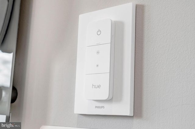 406 BROOKLAND GROVE DR NE, Washington, DC 20017