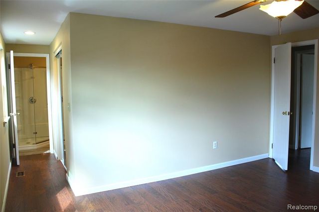 789 Dressler Lane, Rochester Hills, MI 48307