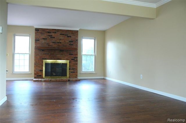 789 Dressler Lane, Rochester Hills, MI 48307