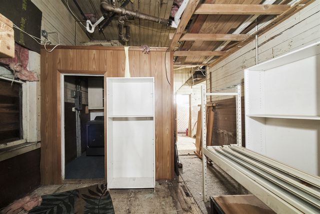 221 5th Street, Manistee, MI 49660