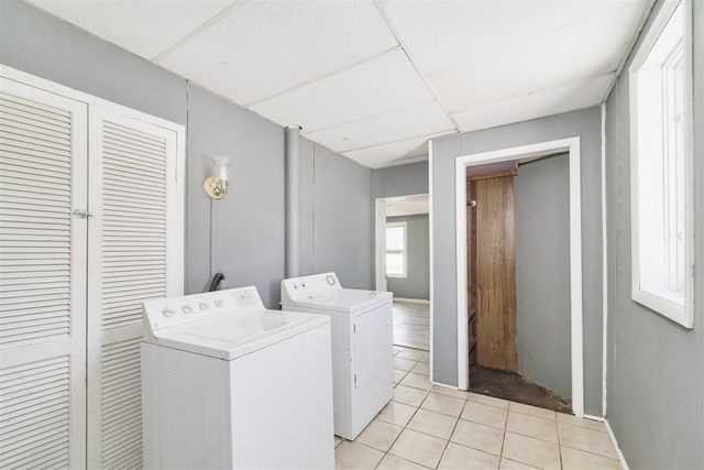 221 5th Street, Manistee, MI 49660