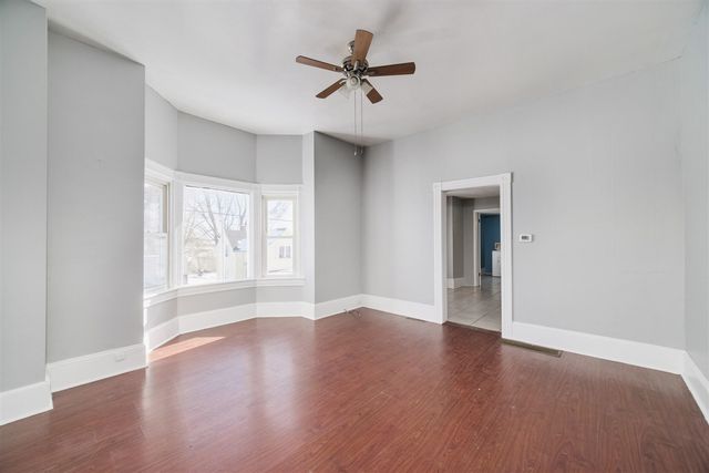 221 5th Street, Manistee, MI 49660