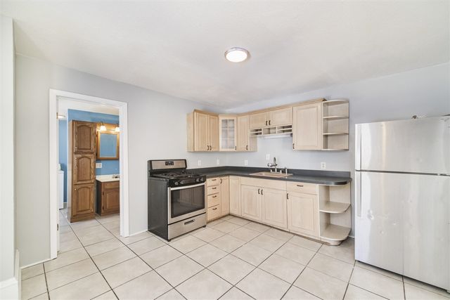 221 5th Street, Manistee, MI 49660