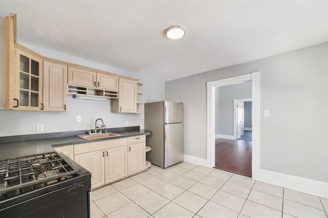 221 5th Street, Manistee, MI 49660