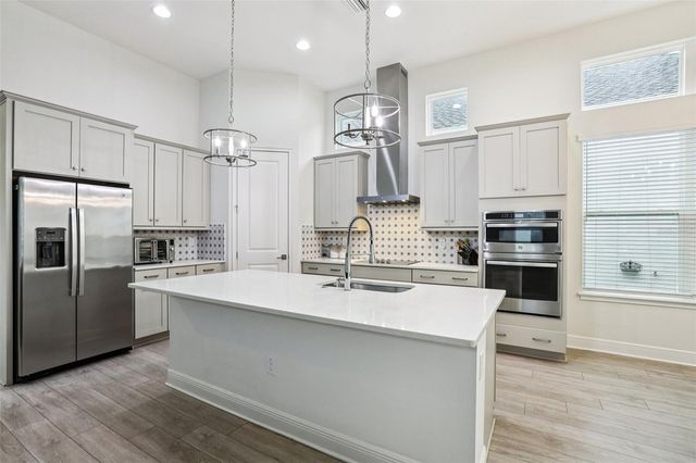 28664 COZY CREEK DRIVE, Wesley Chapel, FL 33543