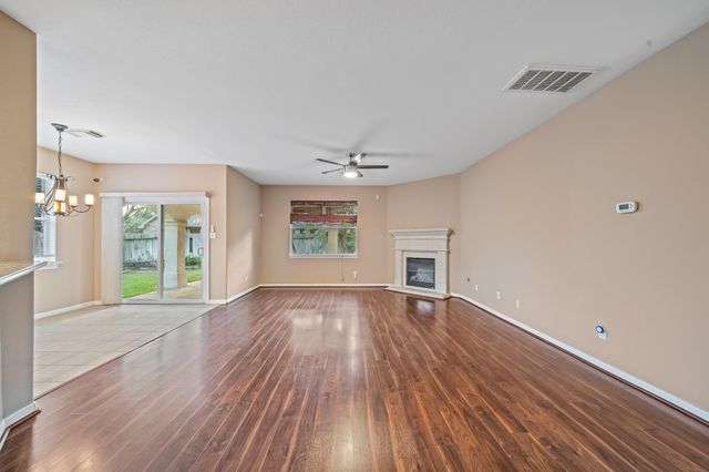 8711 Preston Field Lane, Houston, TX 77095